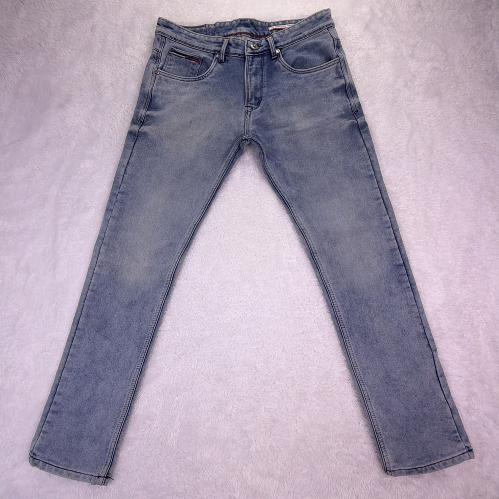 Tommy Hilfiger Jeans Men's 32 Slim-Fit Light Stone Wash (32x28.5) 100% Cotton